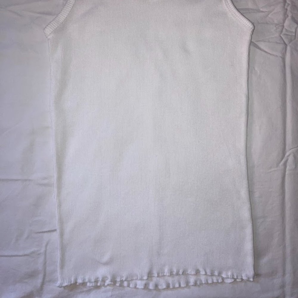 White Tank - Picture 2 of 2